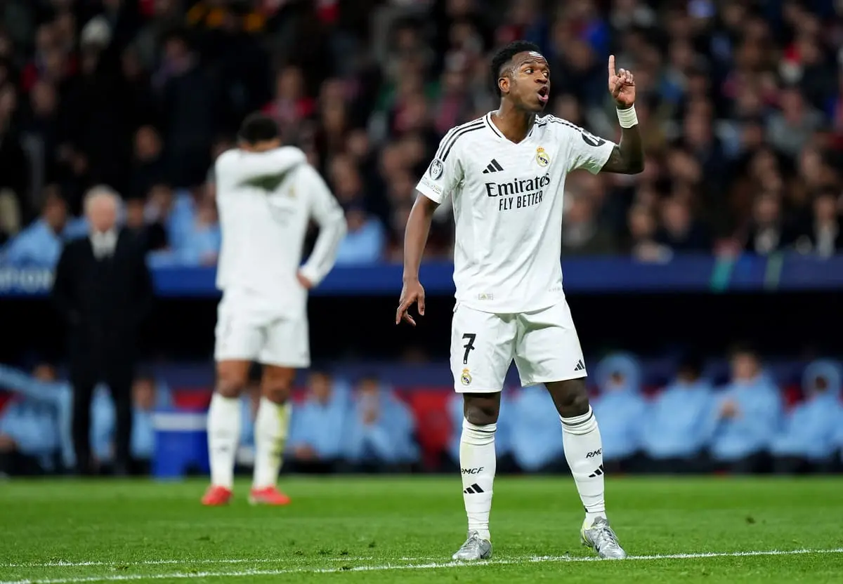 MADRID, SPAIN - MARCH 12: Vinicius Junior of Real Madrid gestures during the UEFA Champions League 2024/25 Round of 16 second leg match between Atletico de Madrid and Real Madrid C.F. at Estadio Metropolitano on March 12, 2025 in Madrid, Spain. (Photo by Angel Martinez/Getty Images).