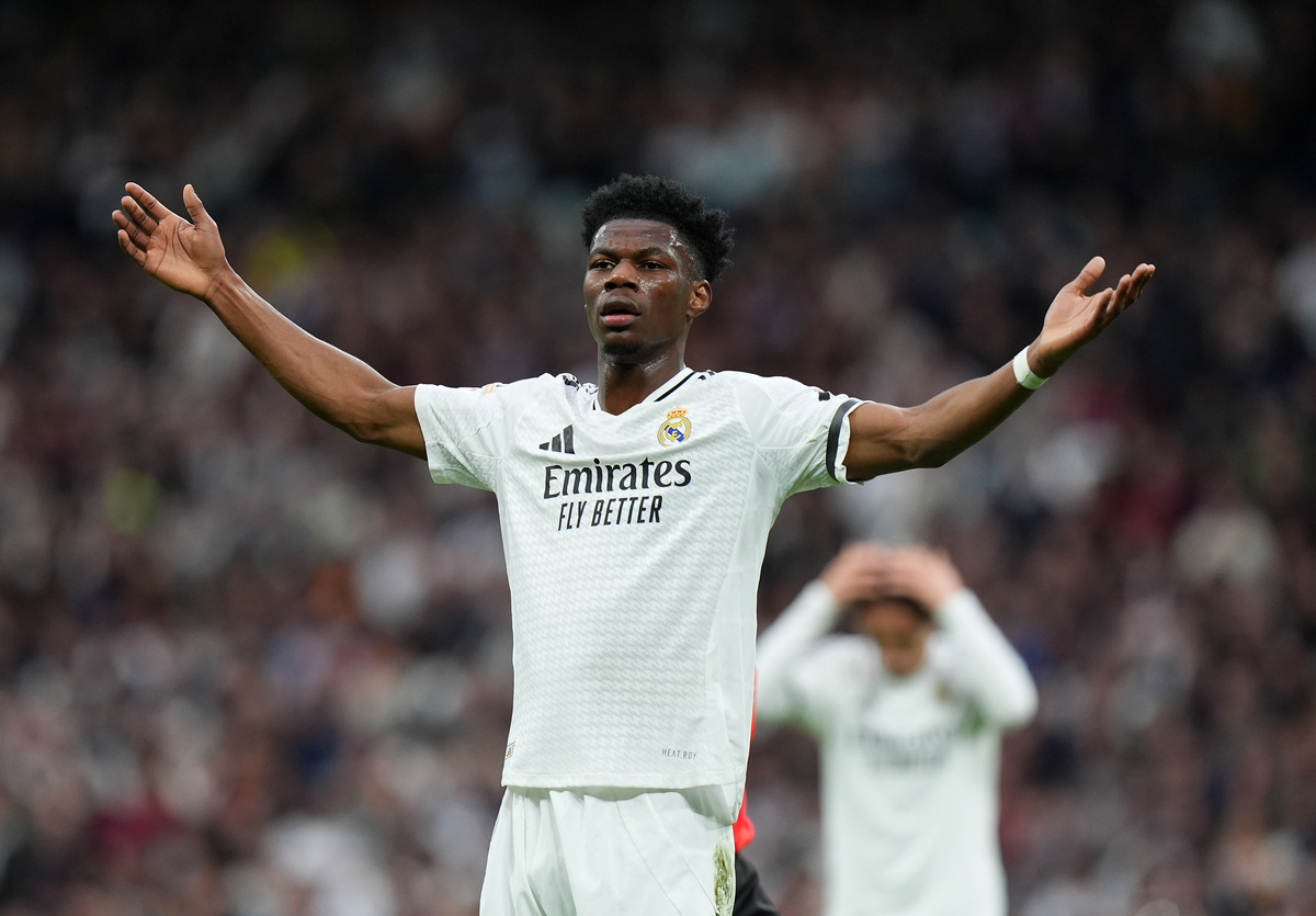 MADRID, SPAIN - MARCH 09: Aurelien Tchouameni of Real Madrid reacts during the LaLiga match between Real Madrid CF and Rayo Vallecano at the Estadio Santiago Bernabeu on March 09, 2025 in Madrid, Spain. (Photo by Angel Martinez/Getty Images)