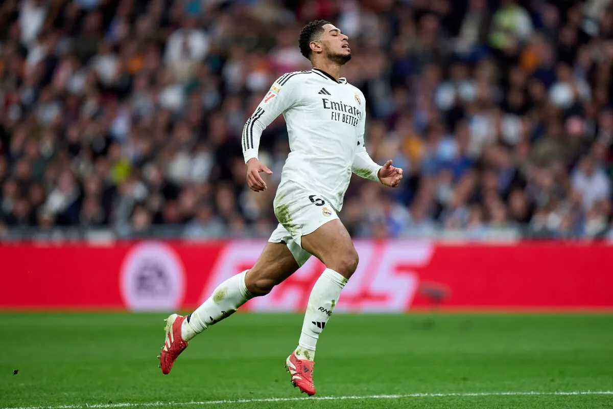 MADRID, SPAIN - MARCH 09: Jude Bellingham of Real Madrid reacts during the LaLiga match between Real Madrid CF and Rayo Vallecano at Estadio Santiago Bernabeu on March 09, 2025 in Madrid, Spain. (Photo by Angel Martinez/Getty Images)