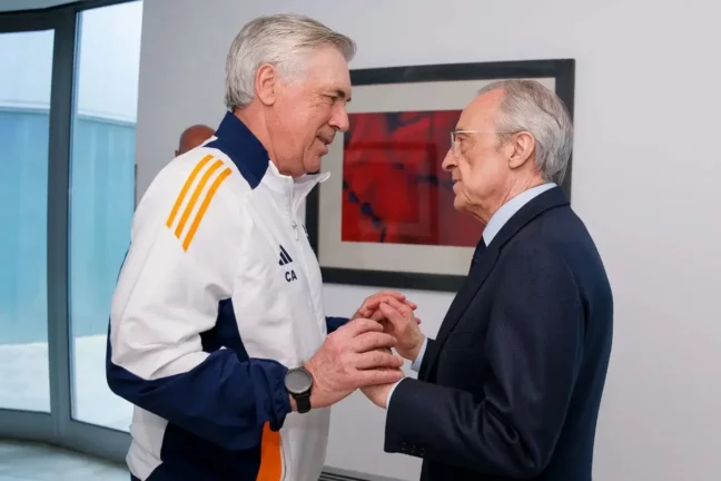Florentino Pérez avec l'équipe avant la finale de Coupe du Roi entrele Real Madrid et le FC Barcelone (realmadrid.com)