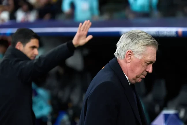 Ancelotti après l'élimination en Ligue des champions (Photo by Angel Martinez/Getty Images).