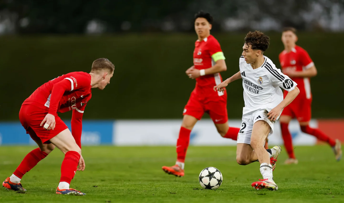 Thiago Pitarch, le prodige du Real Madrid qui attire l'attention de l'Espagne et du Maroc (realmadrid.com)