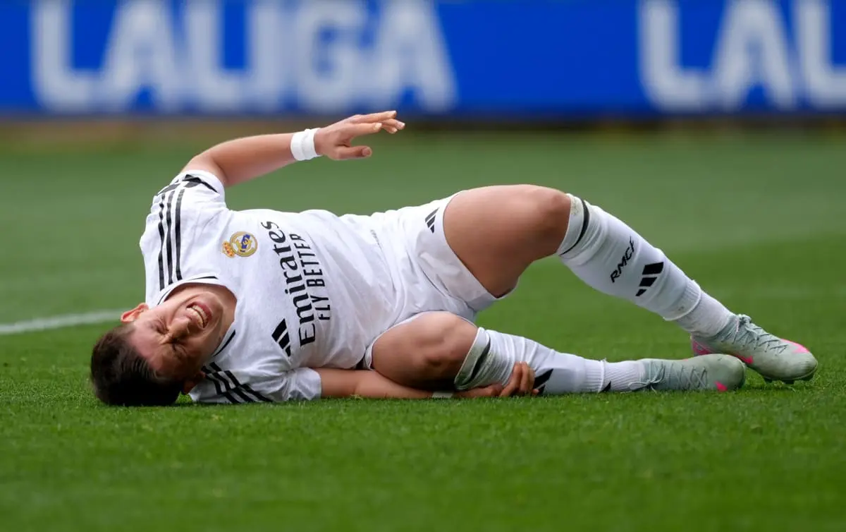VITORIA-GASTEIZ, SPAIN - APRIL 13: Arda Gueler of Real Madrid reacts during the LaLiga match between Deportivo Alaves and Real Madrid CF at Estadio de Mendizorroza on April 13, 2025 in Vitoria-Gasteiz, Spain. (Photo by Juan Manuel Serrano Arce/Getty Images).
