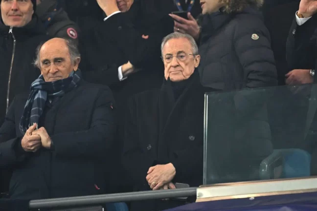 MANCHESTER, ENGLAND - FEBRUARY 11: Florentino Perez, President of Real Madrid, looks on in the stands prior to the UEFA Champions League 2024/25 League Knockout Play-off first leg match between Manchester City and Real Madrid C.F. at Manchester City Stadium on February 11, 2025 in Manchester, England. (Photo by Michael Regan/Getty Images).