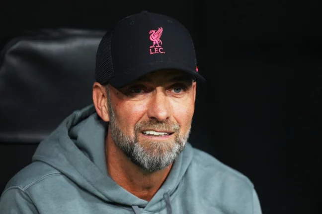 MADRID, SPAIN - MARCH 15: Juergen Klopp, Manager of Liverpool, looks on prior to the UEFA Champions League round of 16 leg two match between Real Madrid and Liverpool FC at Estadio Santiago Bernabeu on March 15, 2023 in Madrid, Spain. (Photo by Angel Martinez/Getty Images)