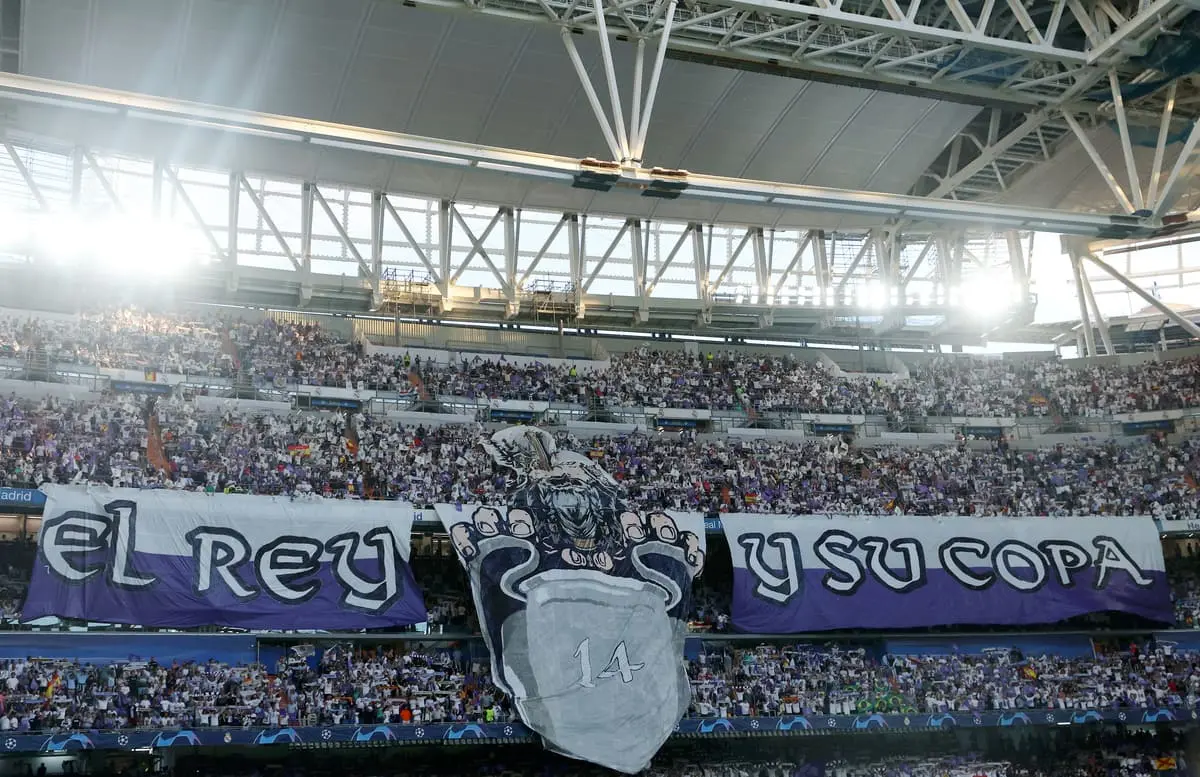 MADRID, SPAIN - MAY 09: Real Madrid fans unveil a tifo prior to the UEFA Champions League semi-final first leg match between Real Madrid and Manchester City FC at Estadio Santiago Bernabeu on May 09, 2023 in Madrid, Spain. (Photo by Julian Finney/Getty Images).