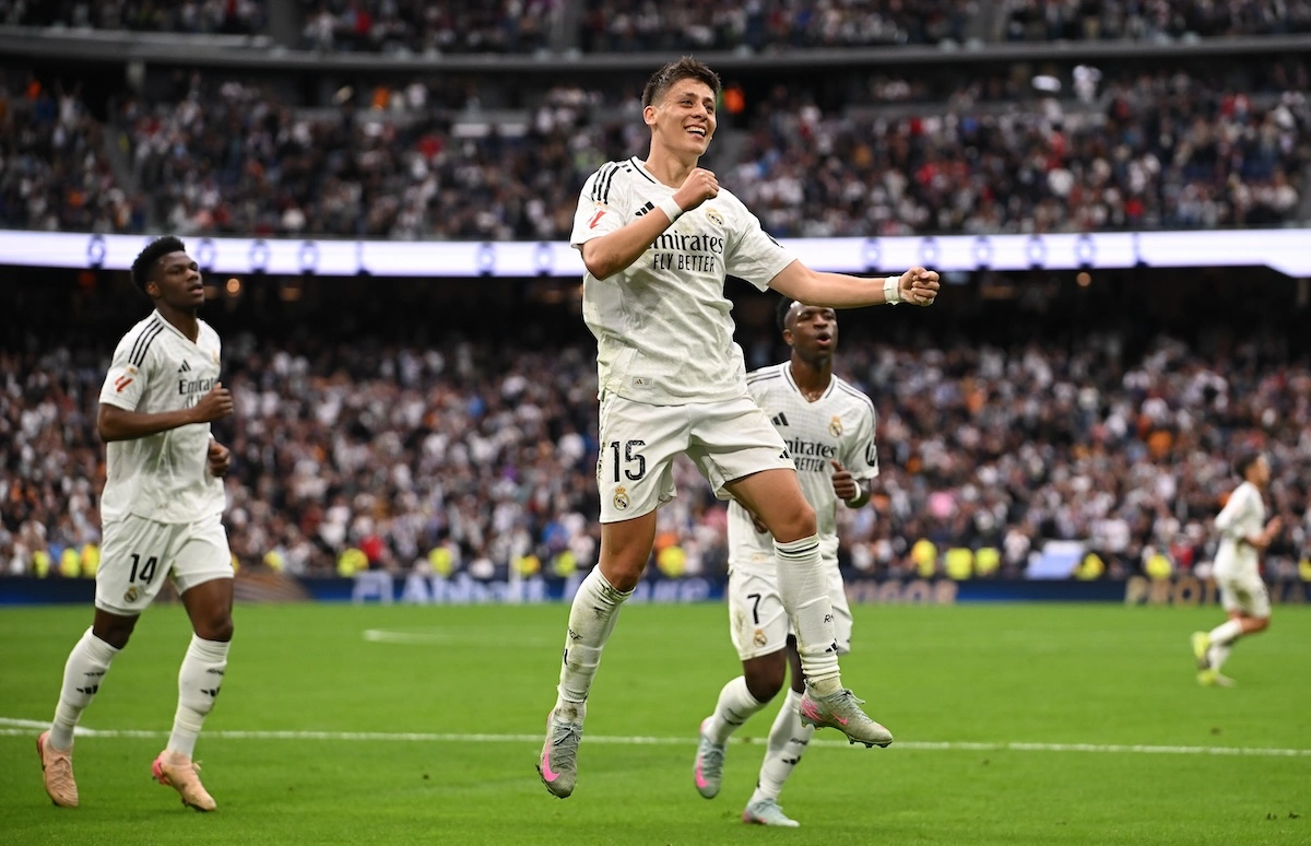 MADRID, SPAIN - MAY 04: Arda Güler of Real Madrid celebrates scoring his team's first goal during the LaLiga match between Real Madrid CF and RC Celta de Vigo at Estadio Santiago Bernabeu on May 04, 2025 in Madrid, Spain. (Photo by Denis Doyle/Getty Images)