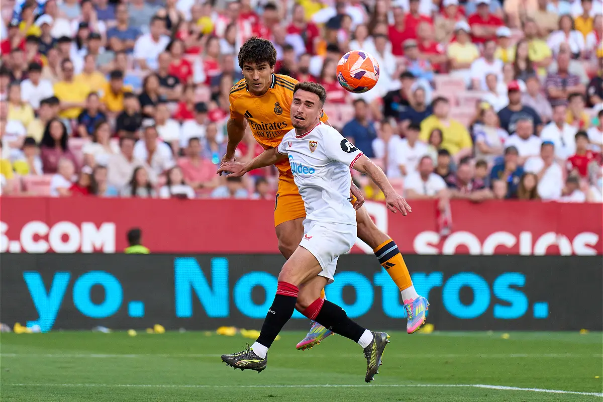 Gonzalo Garcia face à Séville (Photo by Angel Martinez/Getty Images).