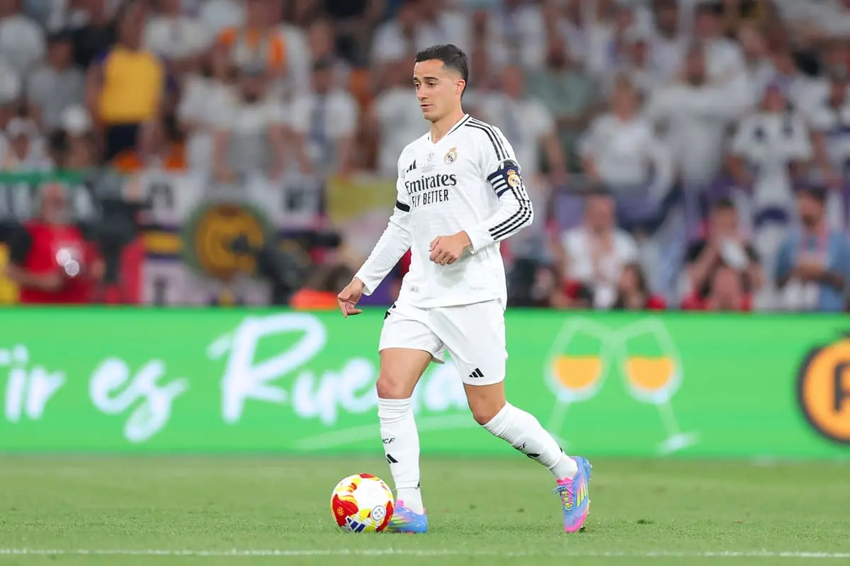 SEVILLE, SPAIN - APRIL 26: Lucas Vazquez of Real Madrid in action during the Copa del Rey Final match between FC Barcelona and Real Madrid at Estadio de La Cartuja on April 26, 2025 in Seville, Spain. (Photo by Fran Santiago/Getty Images)
