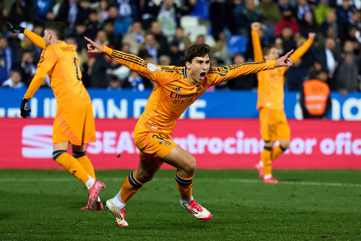LEGANES, SPAIN - FEBRUARY 05: Gonzalo Garcia of Real Madrid celebrates scoring his team's third goal during the Copa del Rey Quarter Final match between CD Leganes and Real Madrid CF at Estadio Municipal de Butarque on February 05, 2025 in Leganes, Spain. (Photo by Angel Martinez/Getty Images)