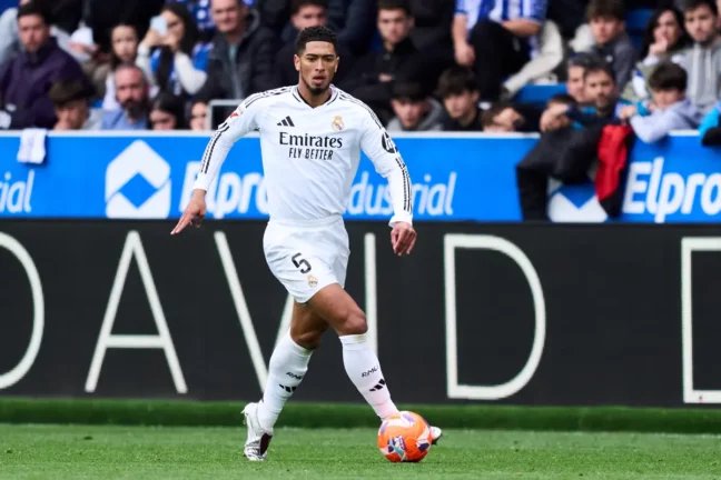 VITORIA-GASTEIZ, SPAIN - APRIL 13: Jude Bellingham of Real Madrid in action during the LaLiga match between Deportivo Alaves and Real Madrid CF at Estadio de Mendizorroza on April 13, 2025 in Vitoria-Gasteiz, Spain. (Photo by Juan Manuel Serrano Arce/Getty Images)
