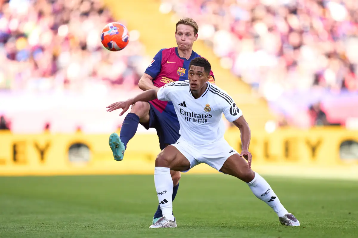 Si près mais finalement si loin, ce Clásico comme microcosme de ce Real Madrid (Photo by Alex Caparros/Getty Images)