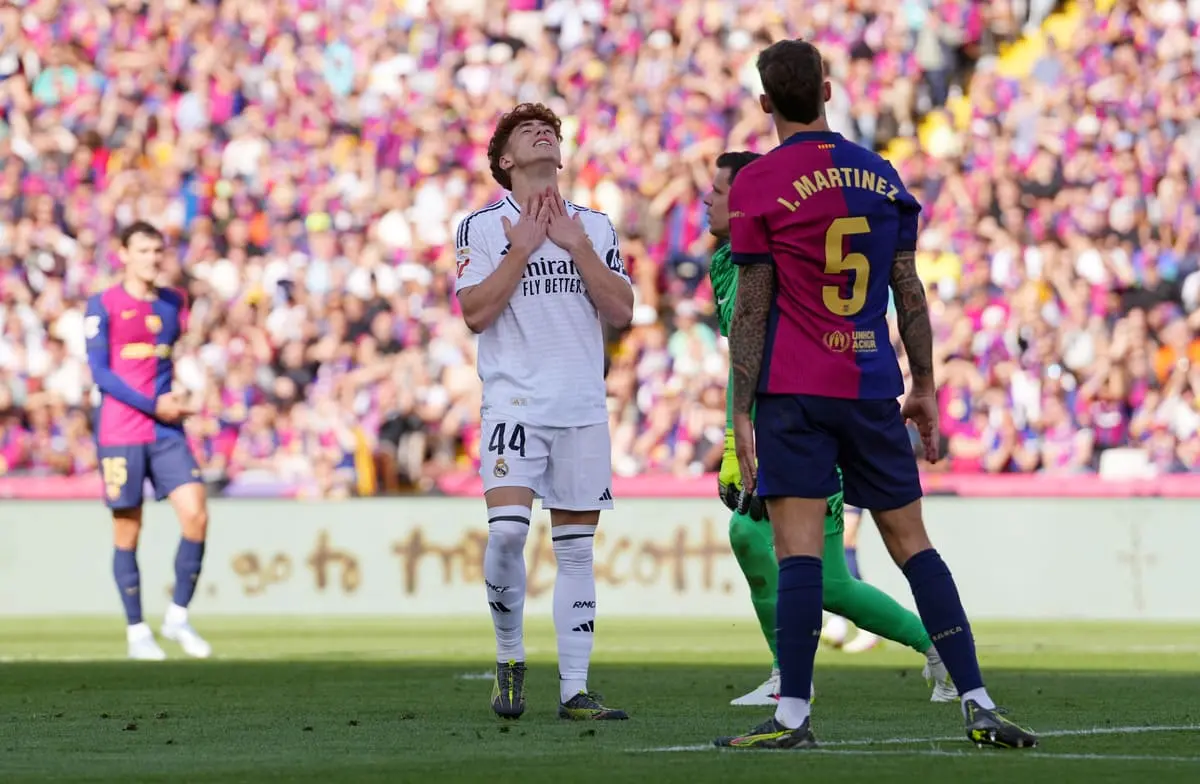 BARCELONA, SPAIN - MAY 11: Victor Munoz of Real Madrid reacts after missing a chance during the LaLiga match between FC Barcelona and Real Madrid CF at Estadi Olimpic Lluis Companys on May 11, 2025 in Barcelona, Spain. (Photo by Alex Caparros/Getty Images)