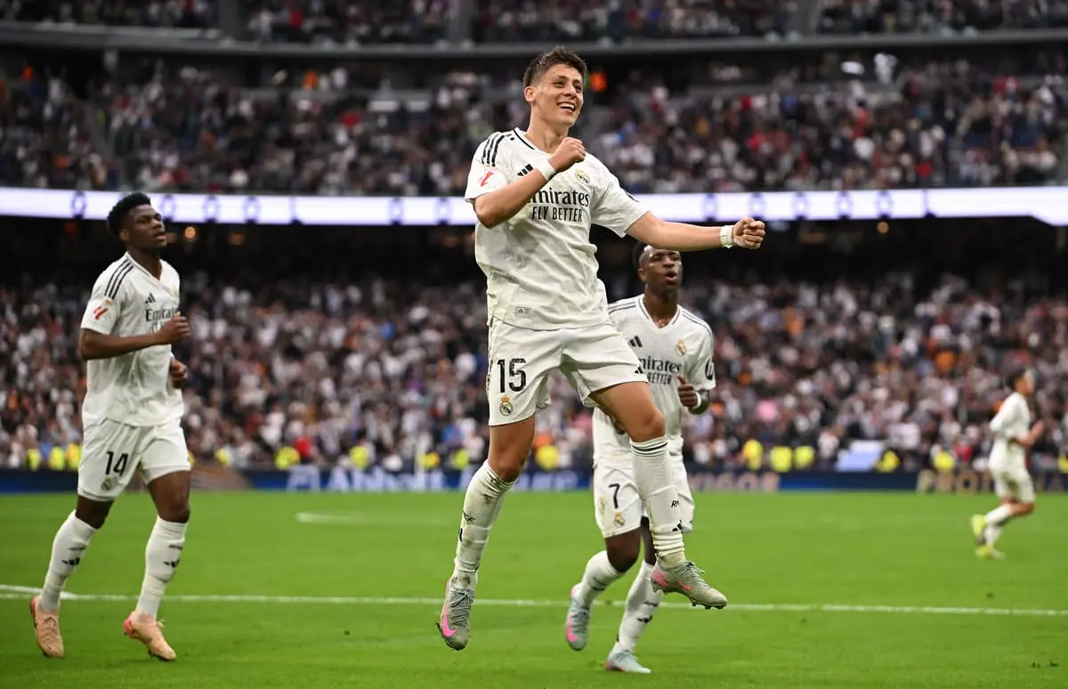 MADRID, SPAIN - MAY 04: Arda Gueler of Real Madrid celebrates scoring his team's first goal during the LaLiga match between Real Madrid CF and RC Celta de Vigo at Estadio Santiago Bernabeu on May 04, 2025 in Madrid, Spain. (Photo by Denis Doyle/Getty Images).