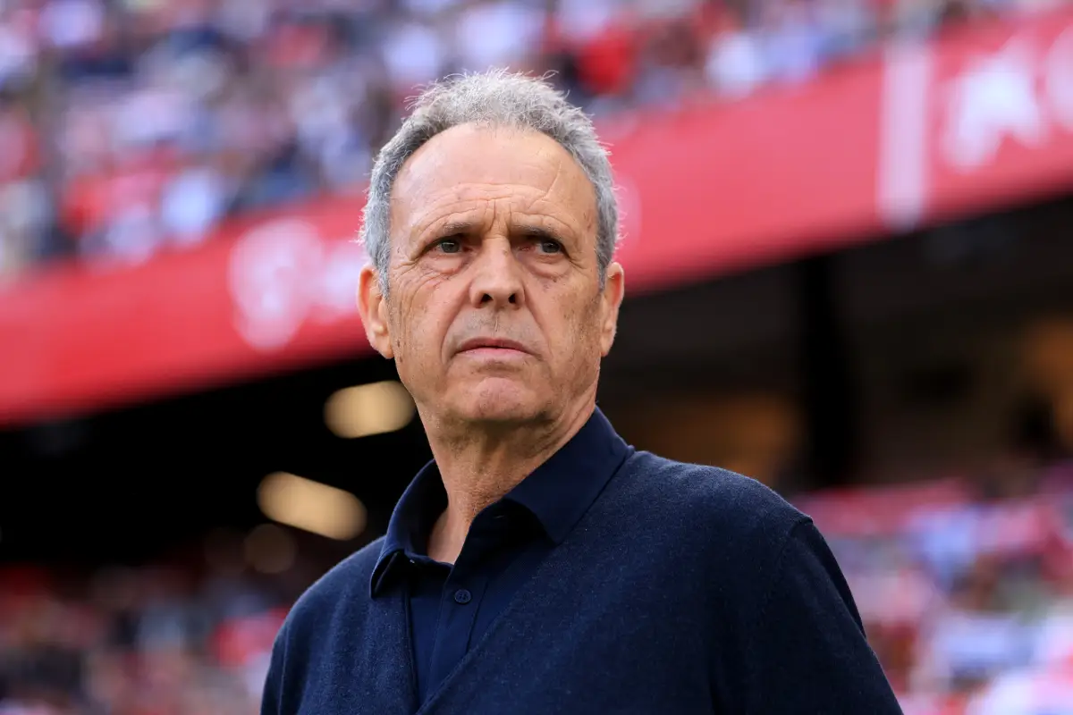 SEVILLE, SPAIN - APRIL 20: Joaquin Caparros, Head Coach of Sevilla FC, looks on prior to the LaLiga match between Sevilla FC and Deportivo Alaves at Estadio Ramon Sanchez Pizjuan on April 20, 2025 in Seville, Spain. (Photo by Fran Santiago/Getty Images)