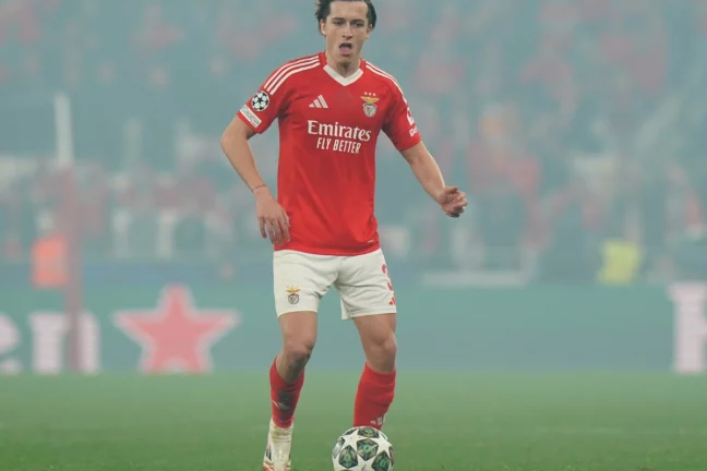 LISBON, PORTUGAL - MARCH 5: Alvaro Carreras of SL Benfica in action during the UEFA Champions League 2024/25 Round of 16 First Leg match between SL Benfica and FC Barcelona at Estadio da Luz on March 5, 2025 in Lisbon, Portugal. (Photo by Gualter Fatia/Getty Images)
