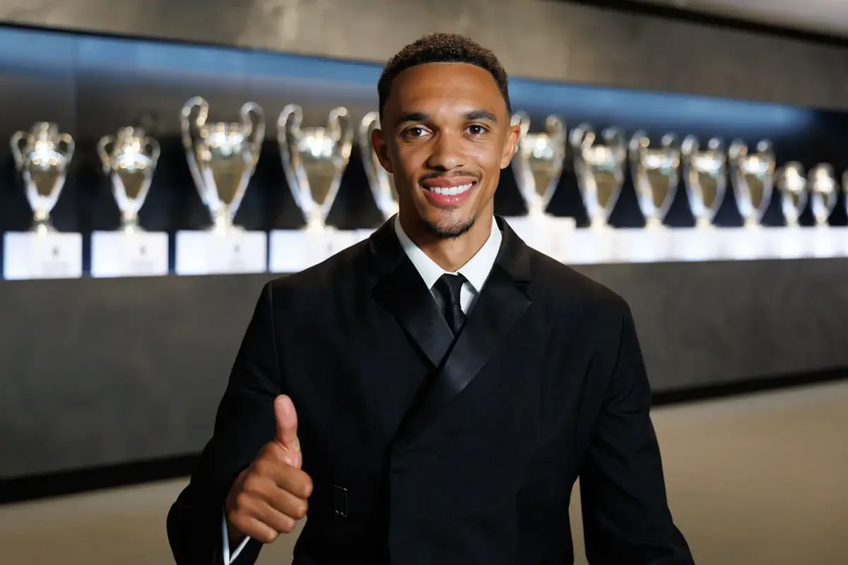 "Ma mentalité correspond à l'exigence du Real Madrid" : Alexander-Arnold à coeur ouvert lors de sa 1ère interview en tant que Merengue (realmadrid.com)
