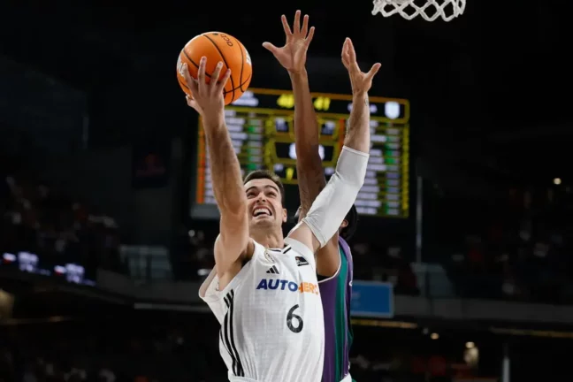 Le Real Madrid Baloncesto n’est plus qu’à une marche de la finale après sa victoire face à Unicaja (realmadrid.com)