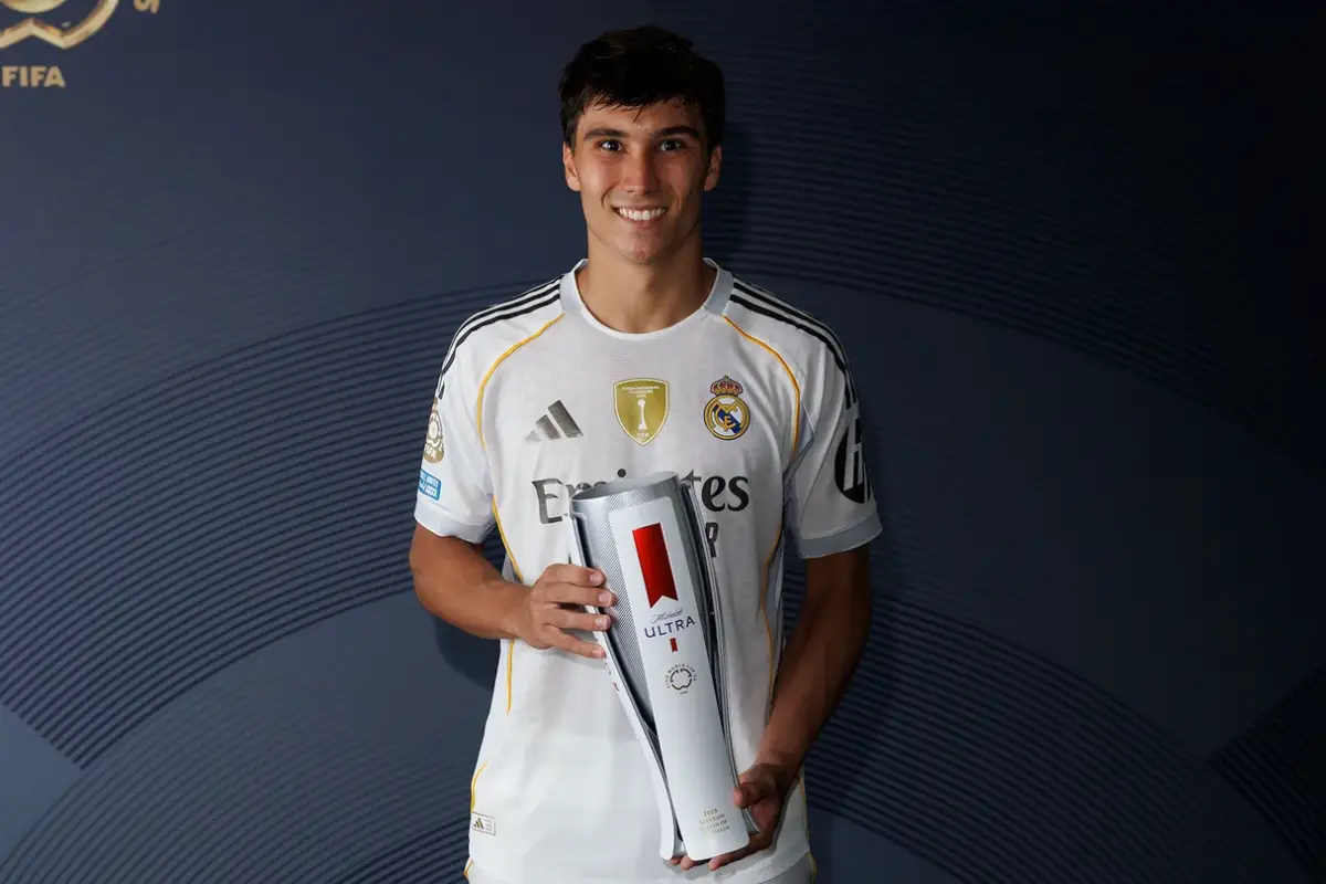 Gonzalo García en conférence de presse : "Jouer pour le Real Madrid, ça représente tout pour moi" (realmadrid.com)