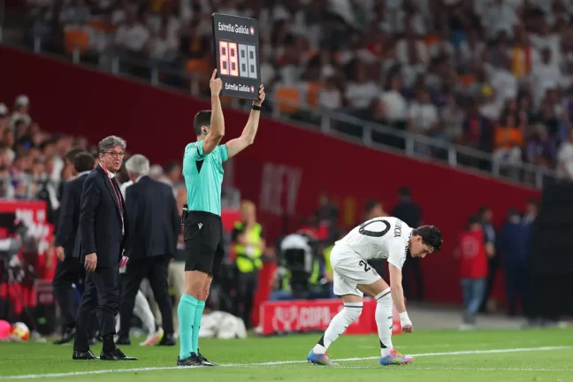 Fran Garcia après avoir remplacé Mendy en Coupe du Roi pour le Real Madrid ! (Photo by Fran Santiago/Getty Images).