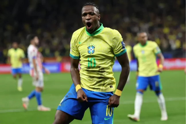 Vinicius Junior a retrouvé le chemin des filets avec le Brésil (Photo by Wagner Meier/Getty Images).