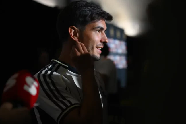 Brahim Diaz face à la presse cette nuit à Philadelphie (Photo by David Ramos/Getty Images).
