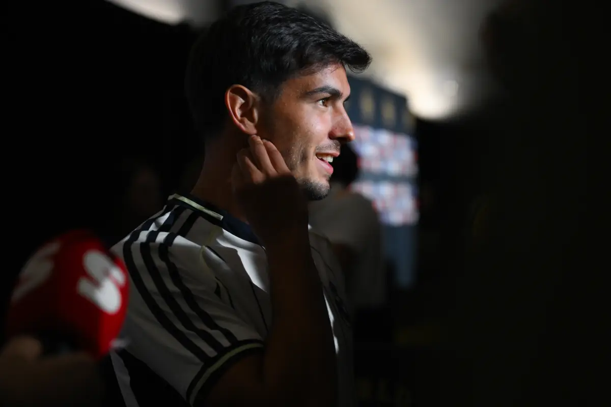 Brahim Diaz face à la presse cette nuit à Philadelphie (Photo by David Ramos/Getty Images).
