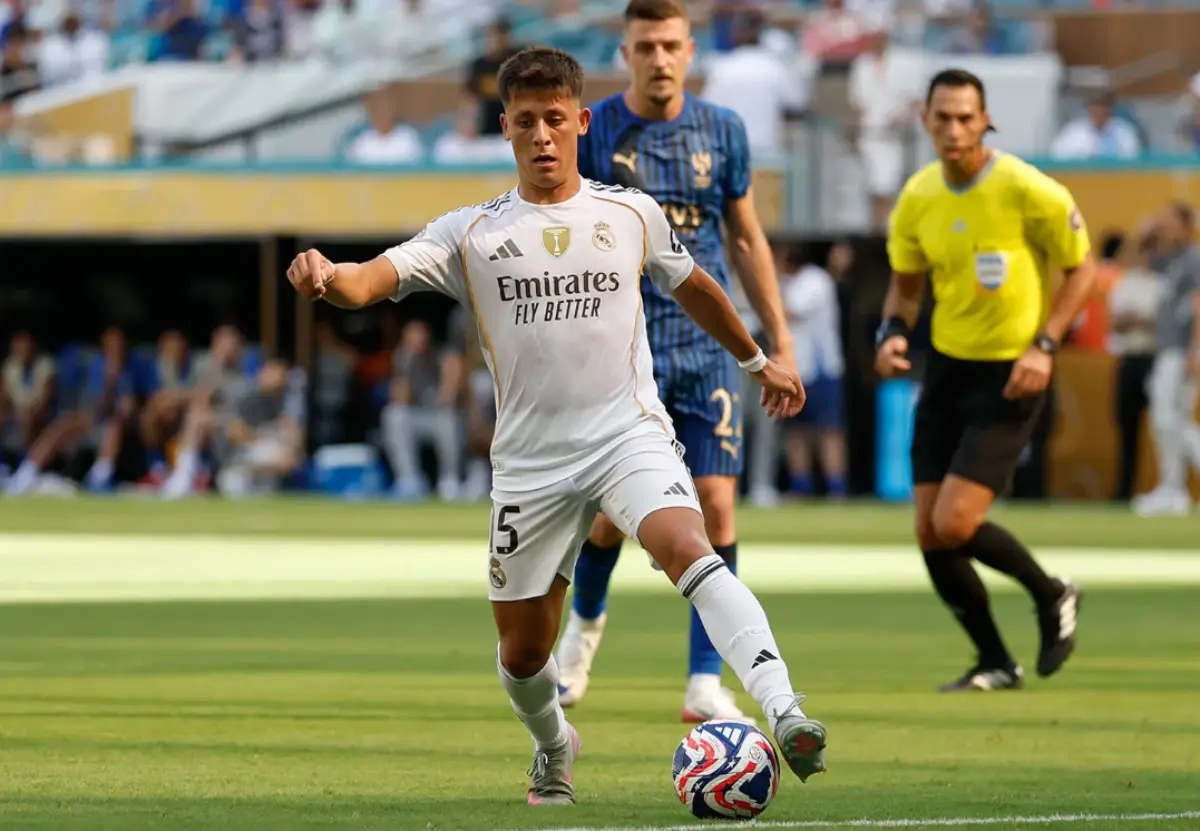 L'entrée d'Arda Güler au milieu de terrain en deuxième période a permis au Real Madrid de récupérer de la maîtrise (realmadrid.com)