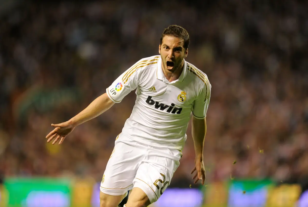 Higuaín lors de la saison 2011-12 (Photo by Denis Doyle/Getty Images)