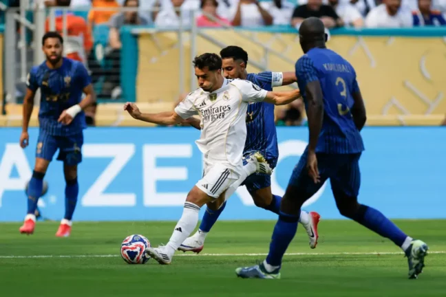 Brahim Díaz subjugue déjà Xabi Alonso (realmadrid.com)