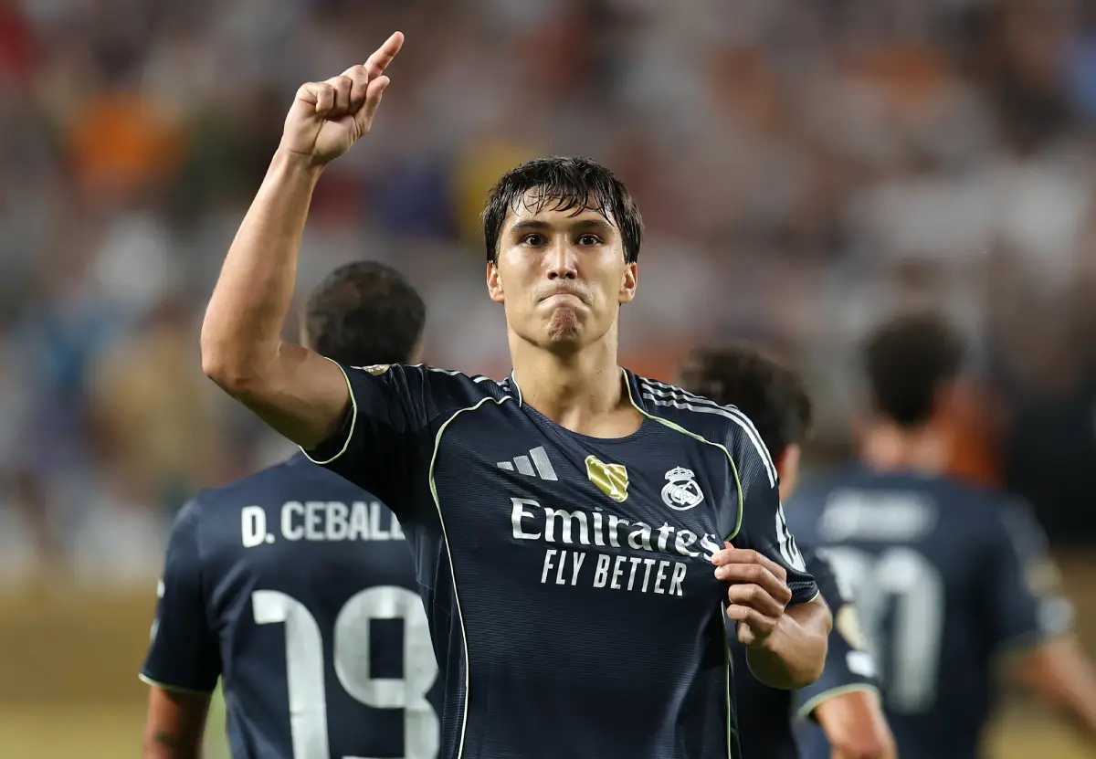 PHILADELPHIA, PENNSYLVANIA - JUNE 26: Gonzalo Garcia #30 of Real Madrid C.F. celebrates scoring his team's third goal during the FIFA Club World Cup 2025 group H match between FC Red Bull Salzburg and Real Madrid CF at Lincoln Financial Field on June 26, 2025 in Philadelphia, Pennsylvania. (Photo by Francois Nel/Getty Images)