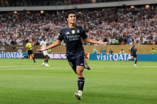 PHILADELPHIA, PENNSYLVANIA - JUNE 26: Gonzalo Garcia #30 of Real Madrid C.F. celebrates scoring his team's third goal during the FIFA Club World Cup 2025 group H match between FC Red Bull Salzburg and Real Madrid CF at Lincoln Financial Field on June 26, 2025 in Philadelphia, Pennsylvania. (Photo by Francois Nel/Getty Images)