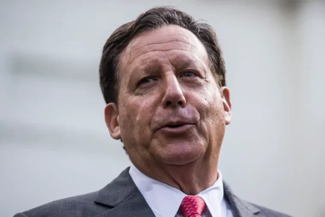 "Je ne suis pas étonné que le Real Madrid soit ravi", Tom Werner à coeur ouvert sur Alexander-Arnold (Photo by Zach Gibson/Getty Images)