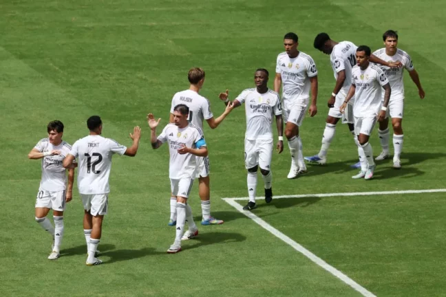 MIAMI GARDENS, FLORIDA - JUNE 18: Gonzalo Garcia #30 of Real Madrid C. F. celebrates with teammates after scoring his team's first goal during the FIFA Club World Cup 2025 group H match between Real Madrid CF and Al Hilal at Hard Rock Stadium on June 18, 2025 in Miami Gardens, Florida. (Photo by Sandra Montanez/Getty Images)