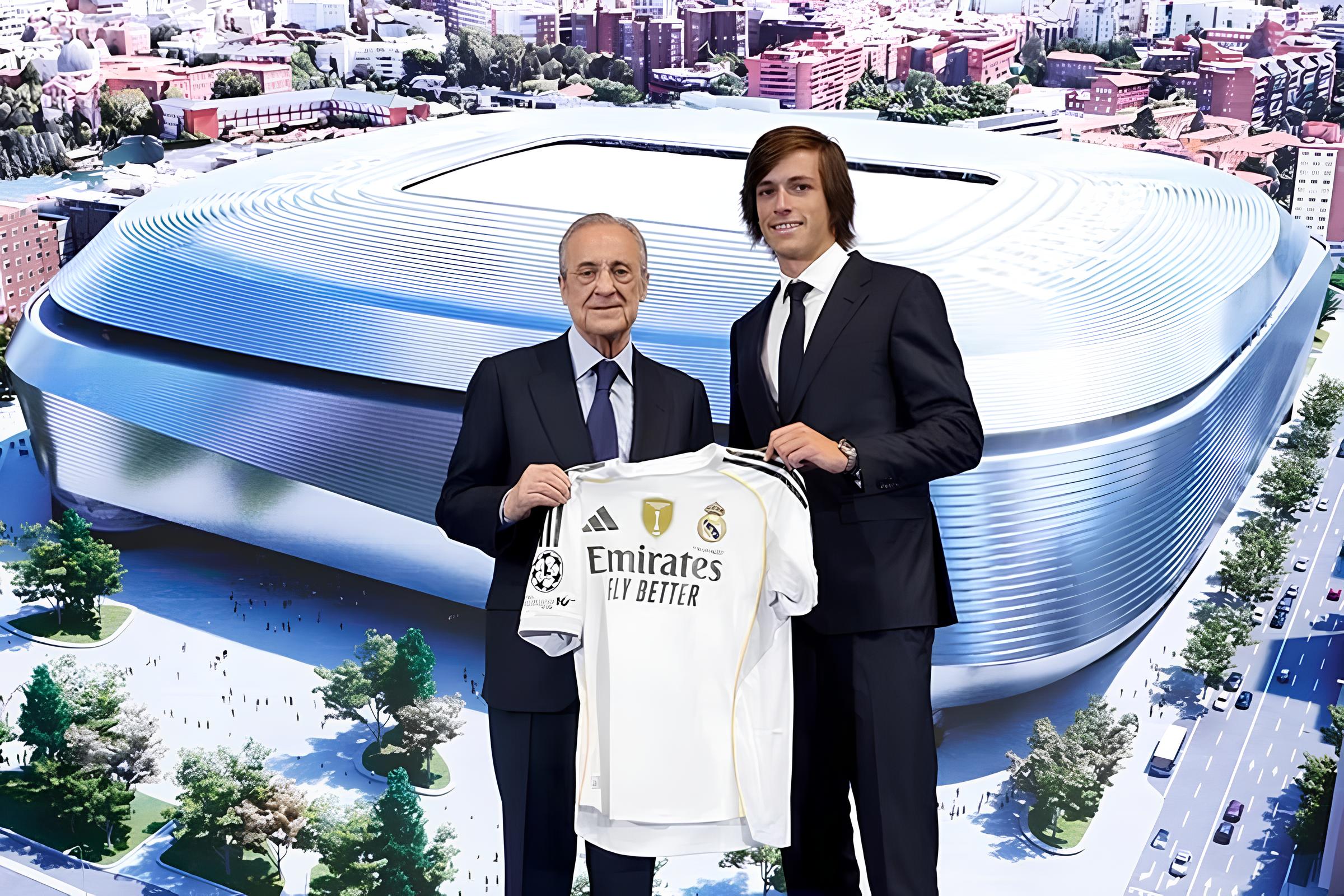 Après avoir été présenté par son nouveau président Florentino Pérez et prononcé ses premiers mots lors d’un discours de bienvenue, Álvaro Carreras a vécu sa première conférence de presse en tant que joueur du Real Madrid.