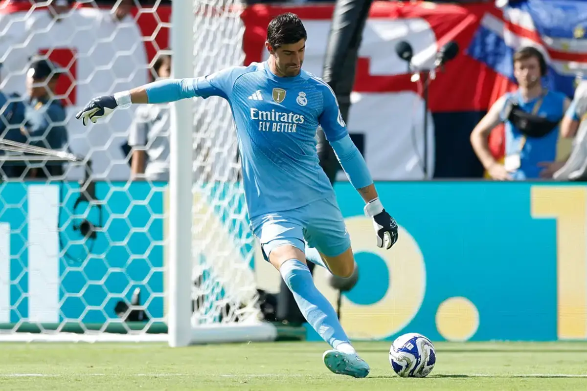 Courtois : « C'est une défaite difficile, mais il faut en tirer des leçons » (realmadrid.com)