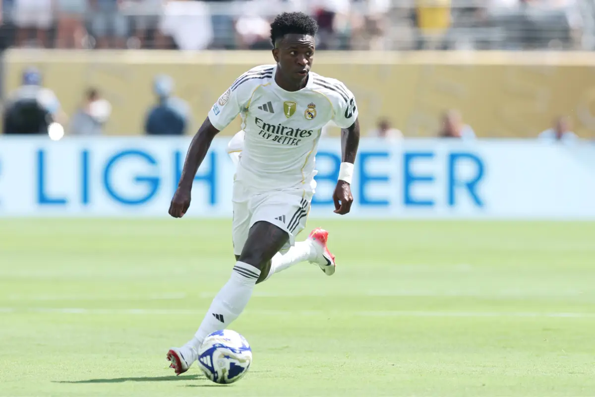 De la nouvelle concurrence pour Vini au Real Madrid ? (Photo by Alex Grimm/Getty Images)