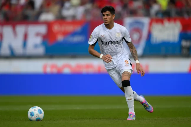 Hincapie pourrait rejoindre le Real Madrid cet été (Photo by Christian Kaspar-Bartke/Getty Images).