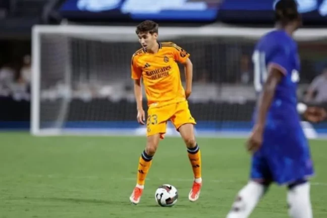Rafa Obrador sous le maillot madrilène (Rafaobrador/Instagram)