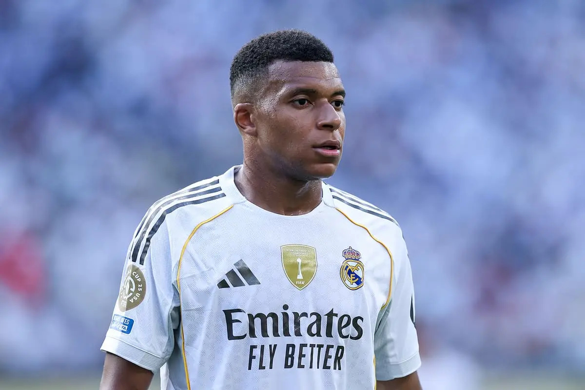 EAST RUTHERFORD, NEW JERSEY - JULY 09: Kylian Mbappe #9 of Real Madrid C.F. during the FIFA Club World Cup 2025 semi-final match between Paris Saint-Germain and Real Madrid CF at MetLife Stadium on July 09, 2025 in East Rutherford, New Jersey. (Photo by Buda Mendes/Getty Images)