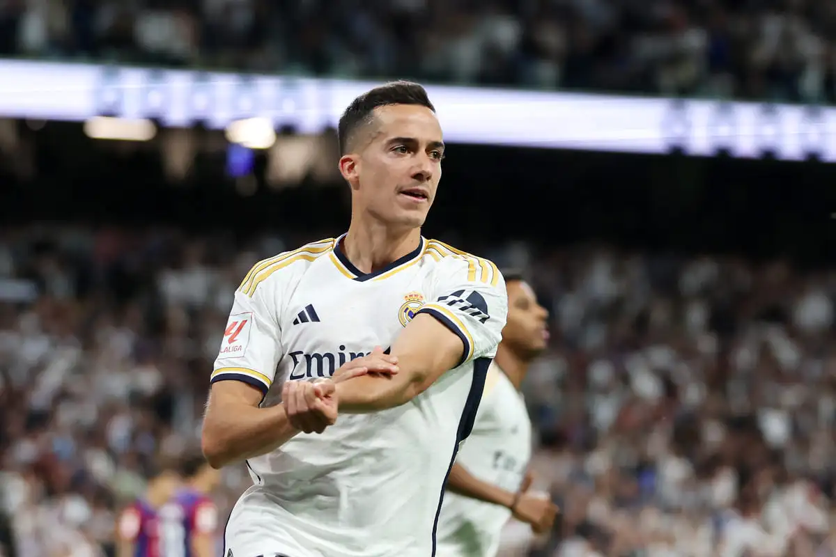 MADRID, SPAIN - APRIL 21: Lucas Vazquez of Real Madrid celebrates after scoring his team's second goal during the LaLiga EA Sports match between Real Madrid CF and FC Barcelona at Estadio Santiago Bernabeu on April 21, 2024 in Madrid, Spain. (Photo by Florencia Tan Jun/Getty Images)