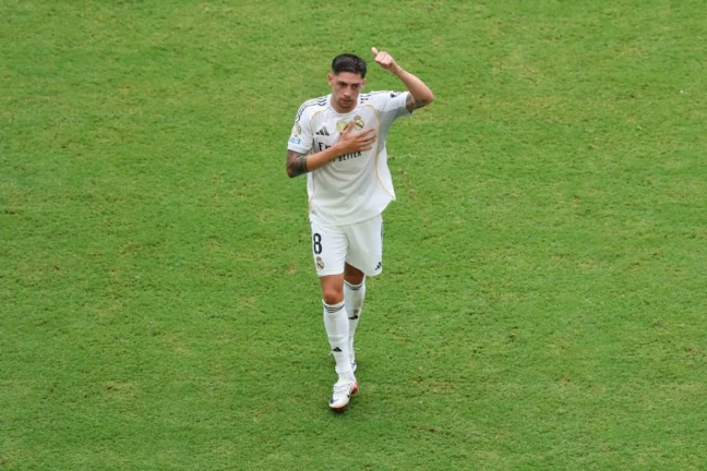 MIAMI GARDENS, FLORIDA - JULY 01: Federico Valverde #8 of Real Madrid C.F. reacts during the FIFA Club World Cup 2025 round of 16 match between Real Madrid CF and Juventus FC at Hard Rock Stadium on July 01, 2025 in Miami Gardens, Florida. (Photo by Kevin C. Cox/Getty Images).