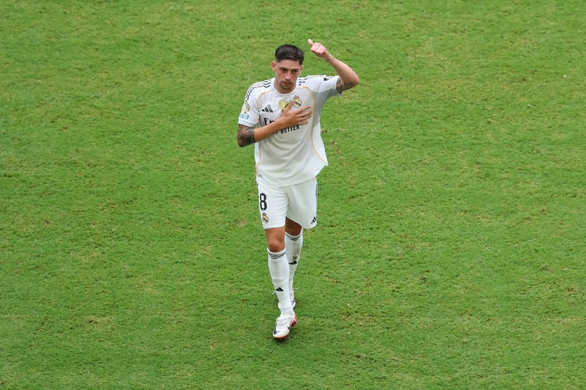 MIAMI GARDENS, FLORIDA - JULY 01: Federico Valverde #8 of Real Madrid C.F. reacts during the FIFA Club World Cup 2025 round of 16 match between Real Madrid CF and Juventus FC at Hard Rock Stadium on July 01, 2025 in Miami Gardens, Florida. (Photo by Kevin C. Cox/Getty Images).