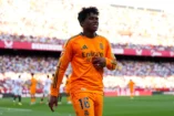 SEVILLE, SPAIN - MAY 18: Endrick of Real Madrid leaves the pitch following substitution during the LaLiga match between Sevilla FC and Real Madrid CF at Estadio Ramon Sanchez Pizjuan on May 18, 2025 in Seville, Spain. (Photo by Angel Martinez/Getty Images).