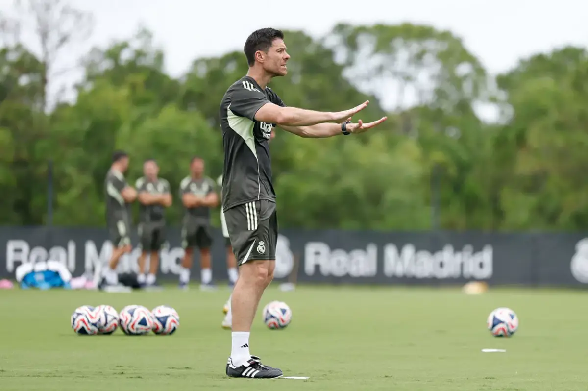 La méthode d'entraînement de Xabi Alonso subjugue au Real Madrid (realmadrid.com)