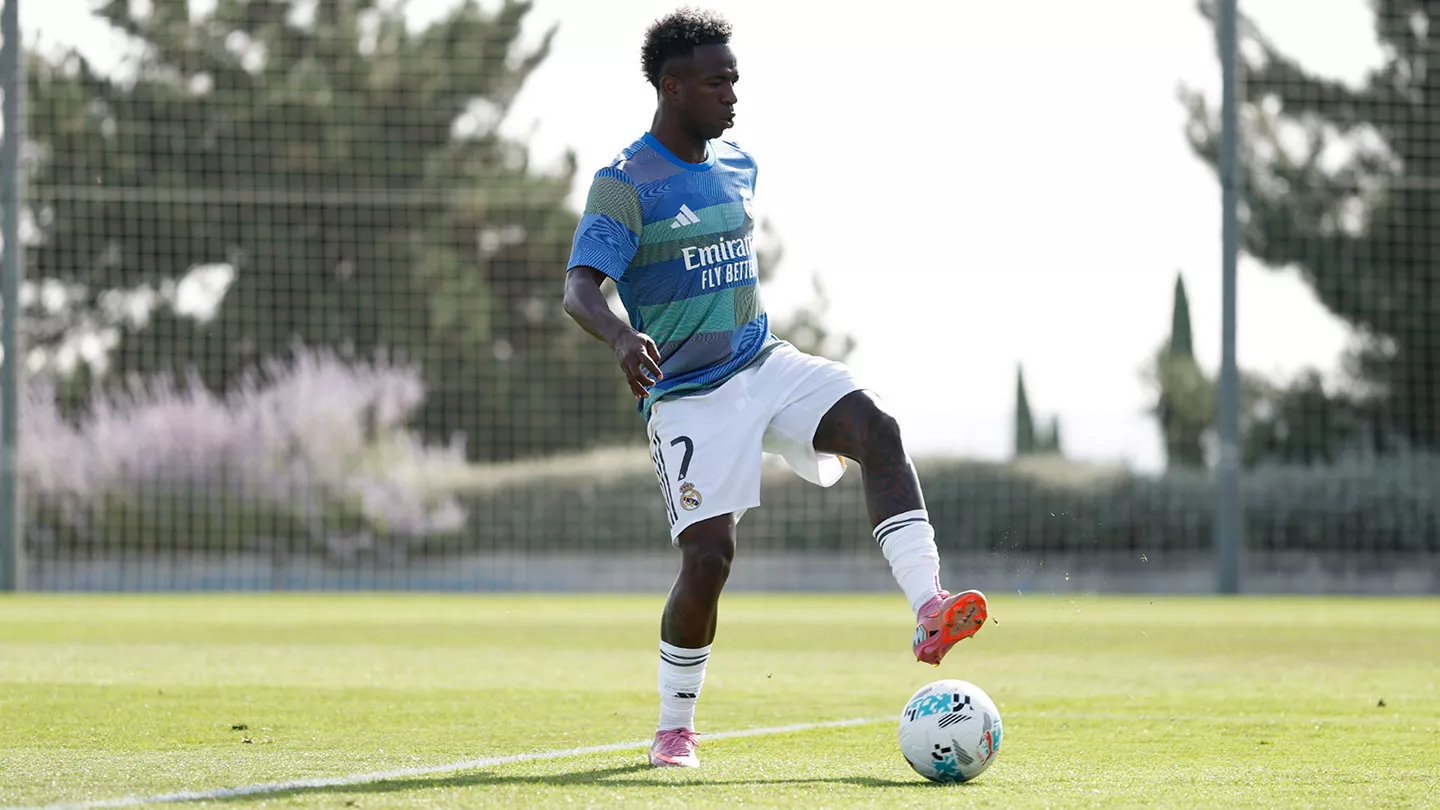 Vinicius Jr. à l'entraînement au Real Madrid (realmadrid.com)