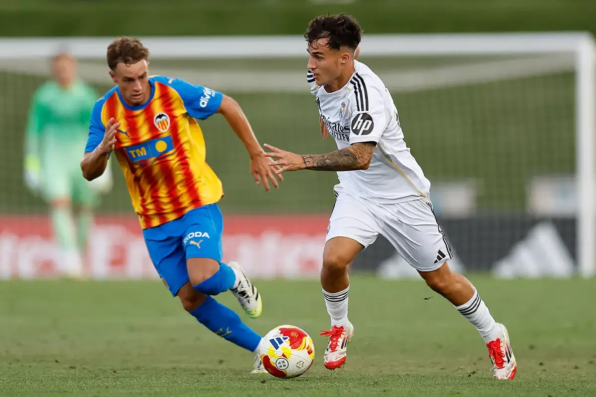 Le Castilla face à Valence (realmadrid.com).