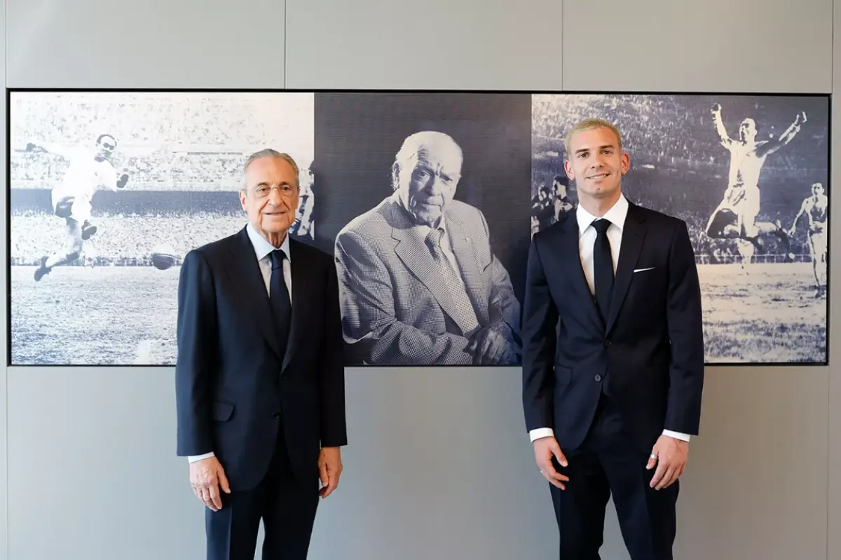 Florentino Pérez et Mastantuono honorent Di Stéfano (realmadrid.com)