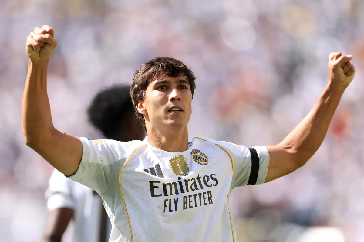 EAST RUTHERFORD, NEW JERSEY - JULY 05: Gonzalo Garcia #30 of Real Madrid celebrates scoring his team's first goal during the FIFA Club World Cup 2025 quarter-final match between Real Madrid CF and Borussia Dortmund at MetLife Stadium on July 05, 2025 in East Rutherford, New Jersey. (Photo by Luke Hales/Getty Images).