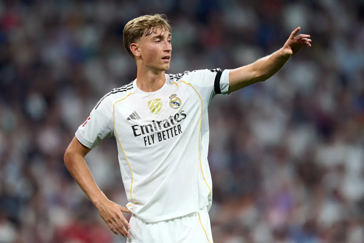 MADRID, SPAIN - AUGUST 19: Dean Huijsen of Real Madrid gestures during the LaLiga EA Sports match between Real Madrid CF and CA Osasuna at Estadio Santiago Bernabeu on August 19, 2025 in Madrid, Spain. (Photo by Angel Martinez/Getty Images)